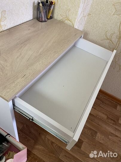 Туалетный столик