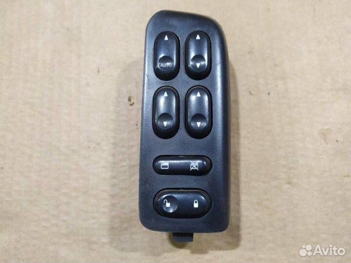 Блок управления стеклоподъёмниками передний левый