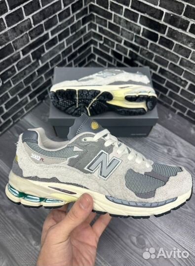 Кроссовки New Balance 2002R
