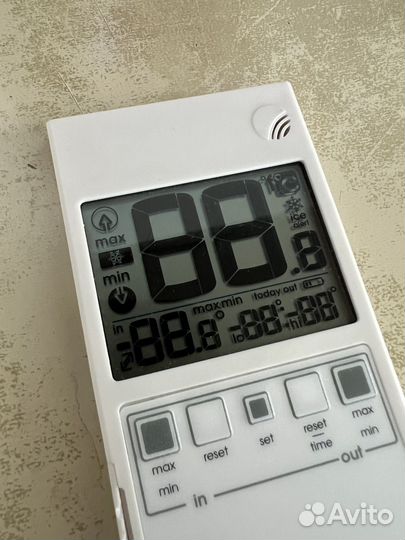 Термометр оконный RST