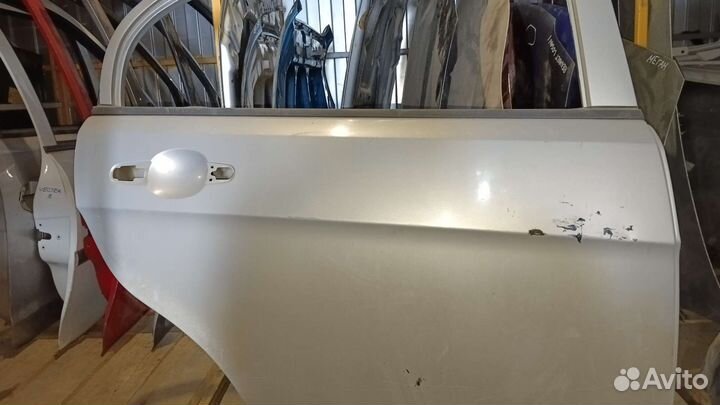 Задняя правая дверь тагаз Вега