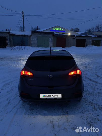 Kia Ceed 1.6 AT, 2015, 219 000 км