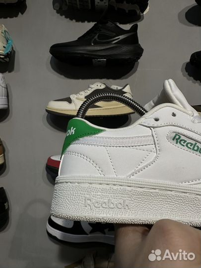 Кроссовки Reebok женские