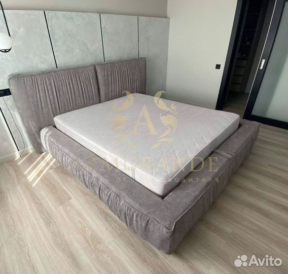 Кровать с мягким изголовьем с гарантией