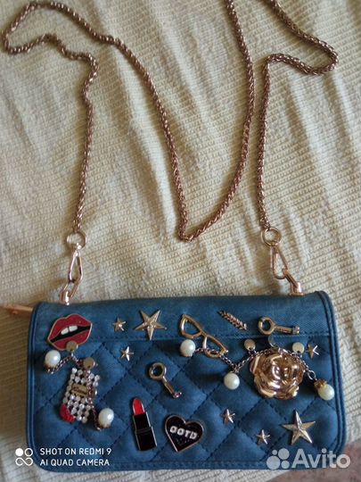 Сумочки для девочек кожанная на замке aldo