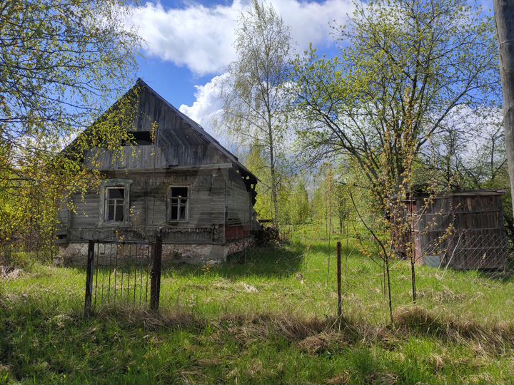 Дом 30 м² на участке 15 сот.