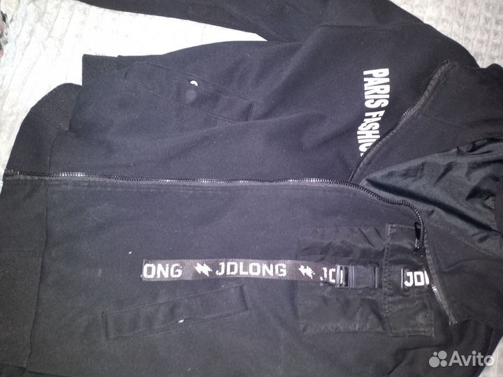 Кофта ветровка