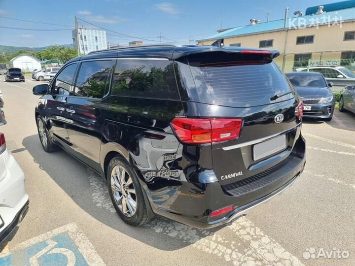 Kia Carnival 2.2 AT, 2020, 75 000 км