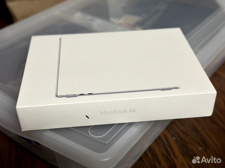 Macbook Air 15” 2023 M2 8C CPU, 10C GPU/24GB/1TB