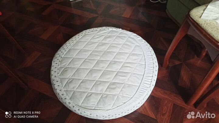 Матрас детский круглый +простыни + наматрасники