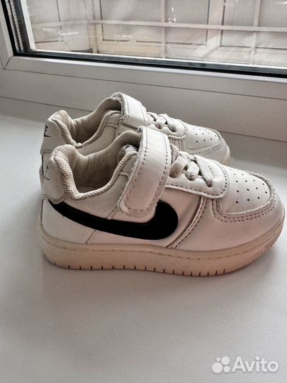 Кроссовки детские