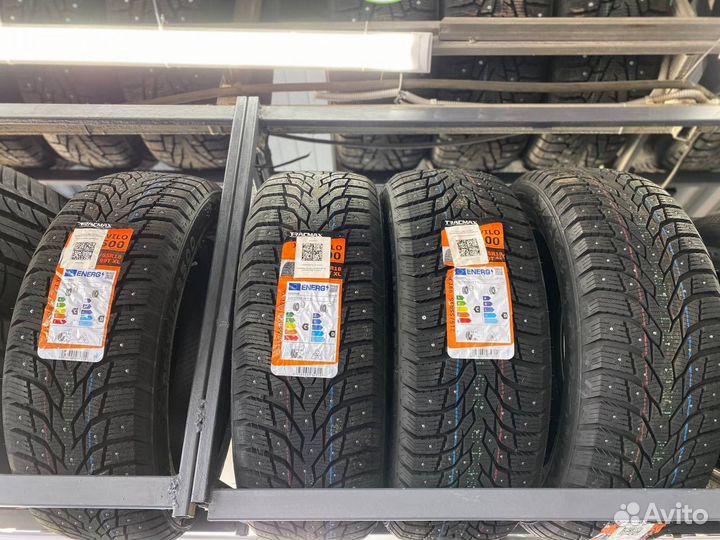 Tracmax X-Privilo S500 215/55 R18