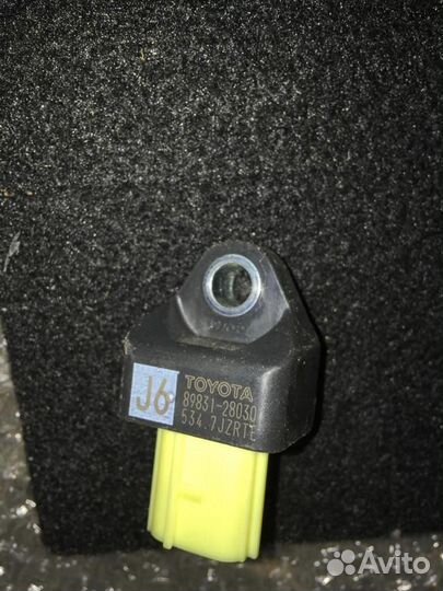 Датчик подушки безопасности Lexus lexus