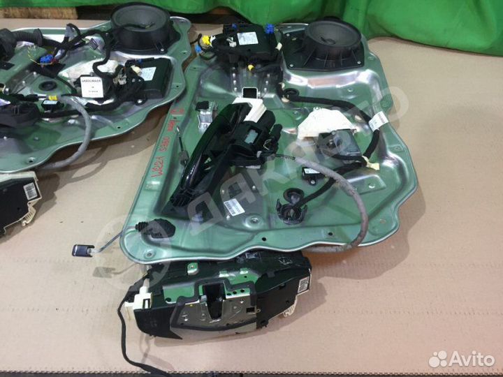 Блок электронный Mercedes-Benz S W221