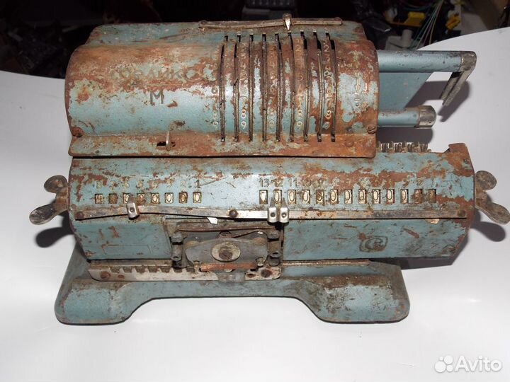 Арифмометр Феликс М