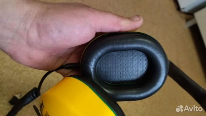 Подводные наушники