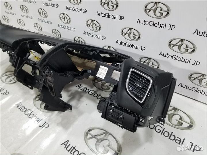 Торпедо Mazda Axela