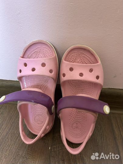 Crocs c9