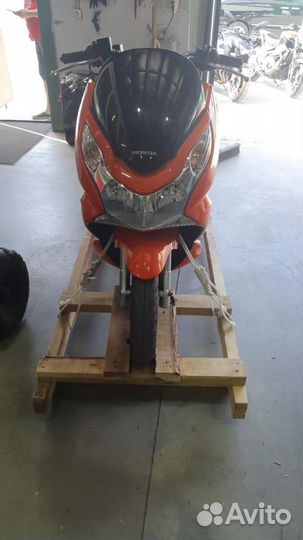 Скутер honda PCX 125