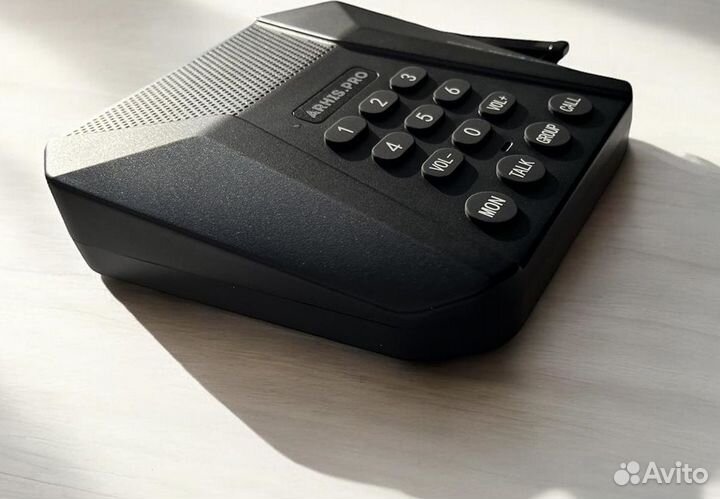 Переговорное устройство внутренней громкой связи