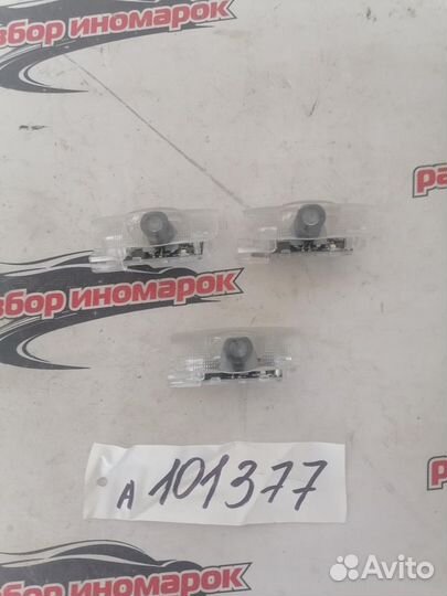 Фонарь подсветки двери Lexus RX350 RX450h RX270 XL