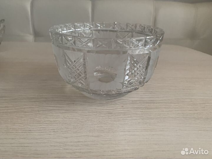 Вазы хрустальные