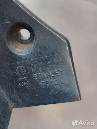 Фонарь задний левый