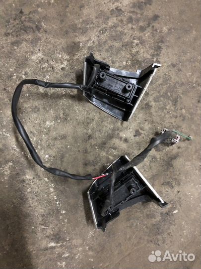 Блок кнопок на руль (кнопки в руль)