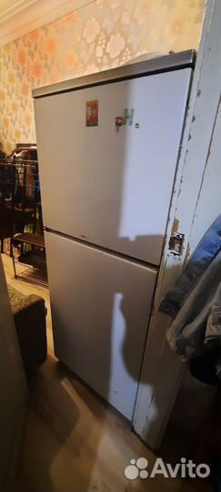 Холодильник на запчасти