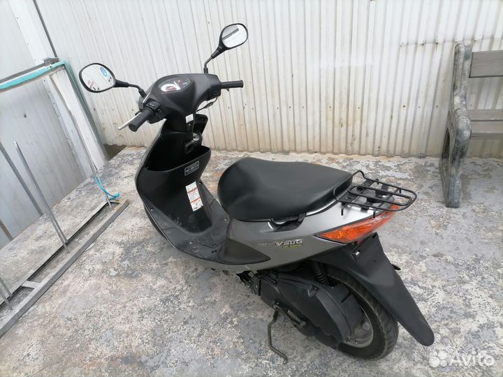 Suzuki address v50