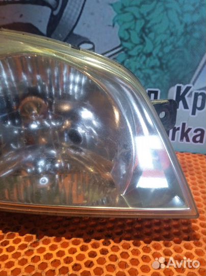 Фара передняя правая Hyundai Getz