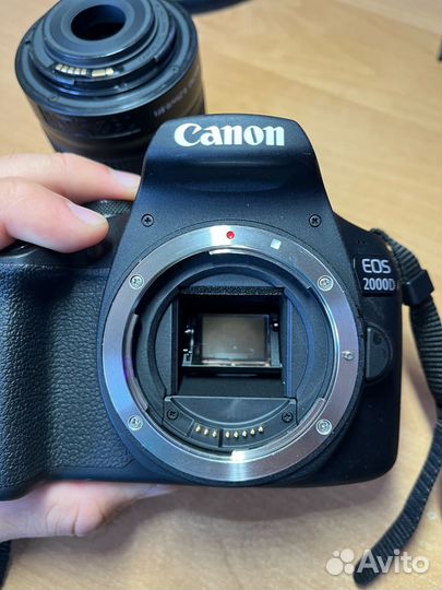 Canon EOS 2000D Kit