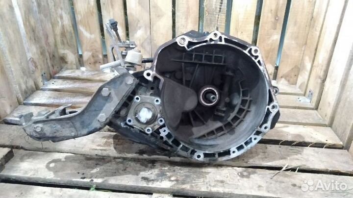 МКПП (механическая коробка переключения передач) D