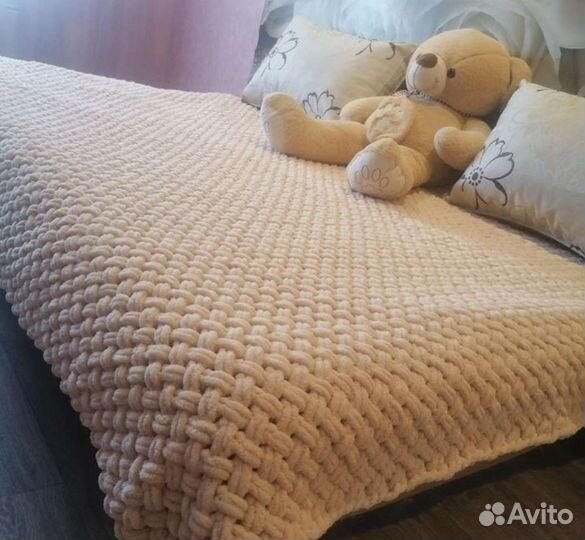 Плед пушистый новый ручная работа