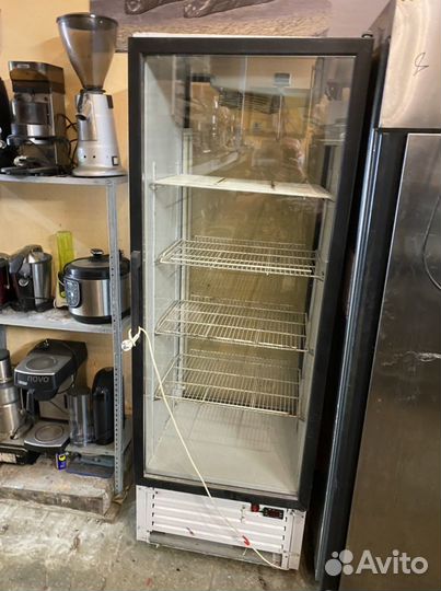 Холодильный шкаф для напитков