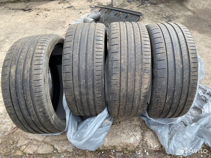 Pirelli P Zero 265/40 R22 106Y