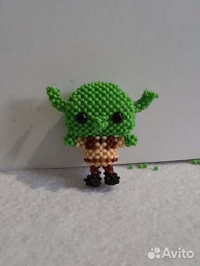 Шрек из бисера амигуруми