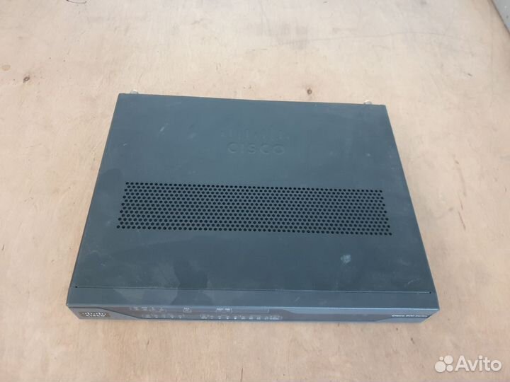 Маршрутизатор (роутер) Cisco 800 Series