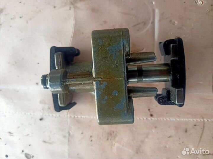 Натяжитель цепи Land Rover Range Rover 3