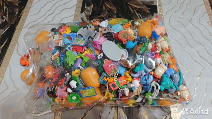 Киндер игрушки разные