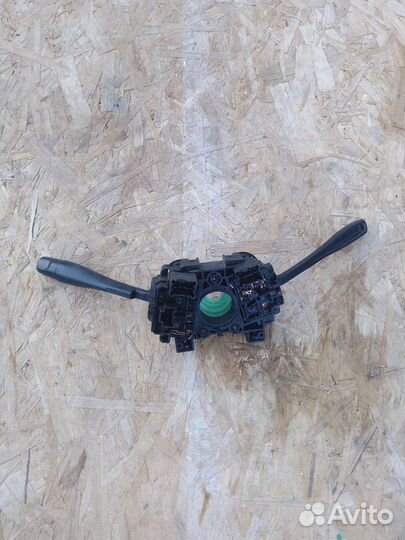 Подрулевой переключатель Nissan Bluebird U14