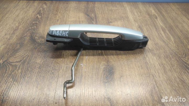 Ручка двери внешняя задняя правая Toyota Avensis