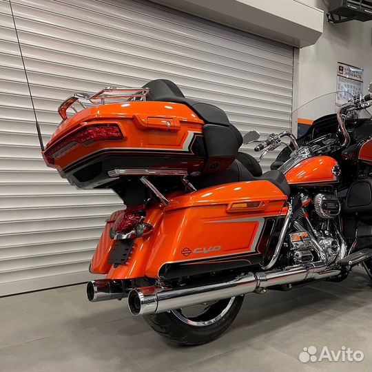 Harley Davidson CVO Road Glide Limited 2022