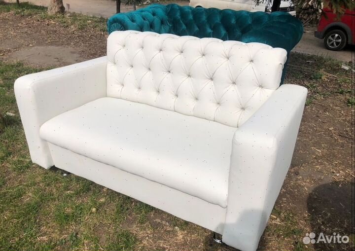 Диван для офиса, ресторана, салона красоты