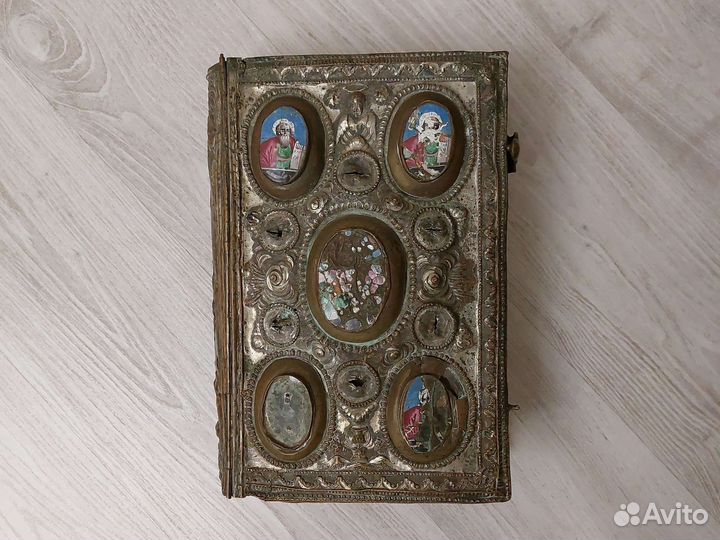 Евангелие напрестольное 1800