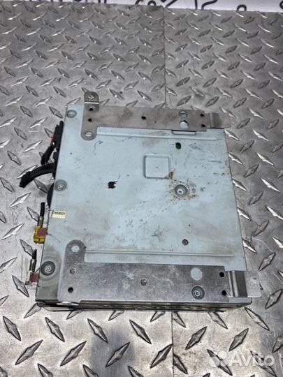 Блок управления магнитолой Audi A6 C6 2.7 2007