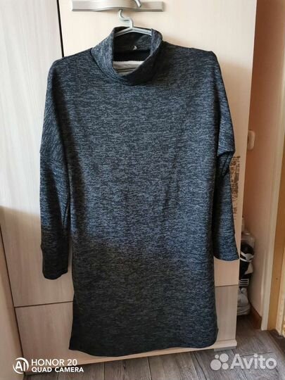 Платье тёплое р. 46-48