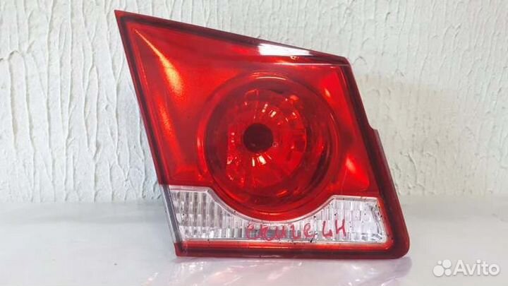 Фонарь задний левый Chevrolet Cruze J300