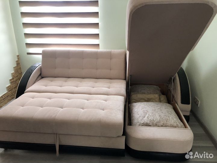 Диван угловой