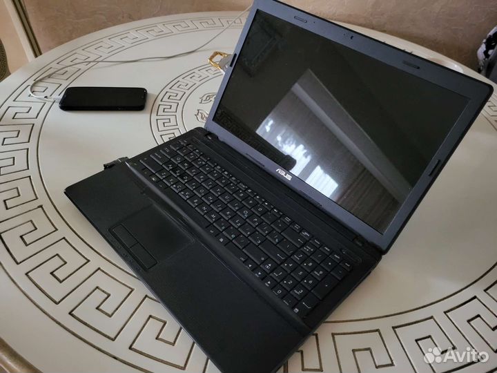 Ноутбук asus X54H
